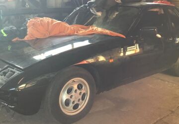 Porsche 924 123.000 km 14.999 &euro; Halberstadt 38820