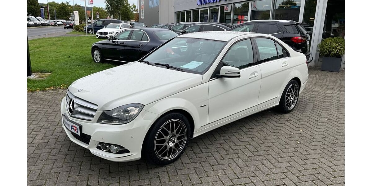 Mercedes-Benz C 250 135.000 km 12.900 &euro; Marburg 35039
