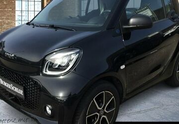 Smart ForTwo 24.651 km 14.690 &euro; Geislingen/ Steige 73312