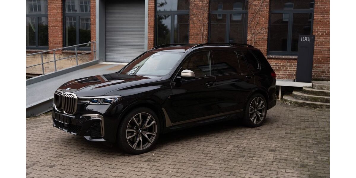 BMW X7 M50 83.000 km 69.650 &euro; Bielefeld 33659