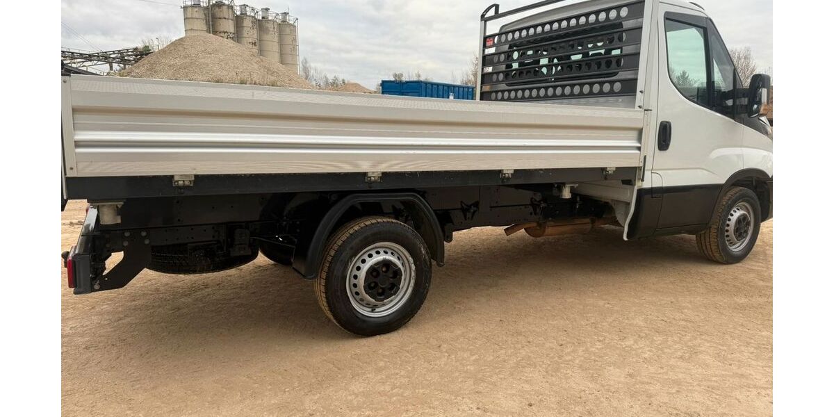 IVECO Andere 63.500 km 26.200 &euro; Siegburg 53721