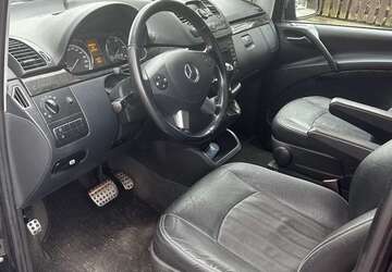 Mercedes-Benz Viano 290.000 km 17.999 &euro; Germering 82110