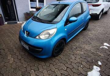 Peugeot 107 127.000 km 5.000 &euro; Bergneustadt 51702