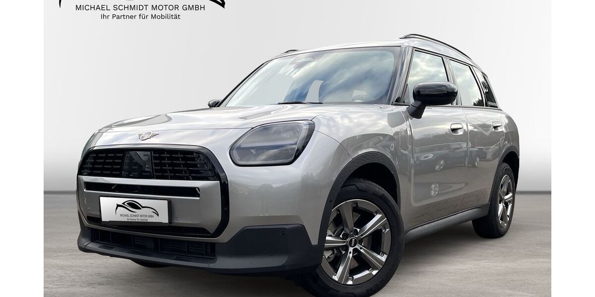 Mini Countryman C (Cooper) 8.777 km 28.250 &euro; Geretsried 82538
