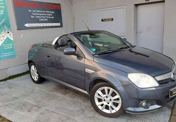 Opel Tigra 128.000 km 2.699 &euro; Oberhausen-Rheinhausen 68794