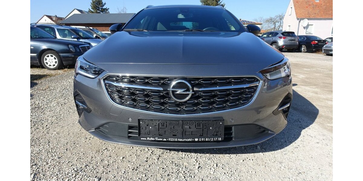 Opel Insignia Elegance Navi PDC Kamera Memory LED eGHSD 96.200 km 17.950 &euro; Neumarkt/OPf 92318