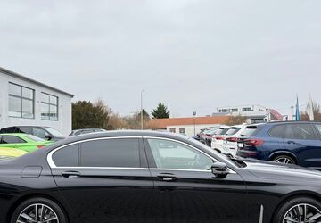 BMW 750 99.899 km 57.990 &euro; Hanau/Nähe Airport Frankfurt/M 63456