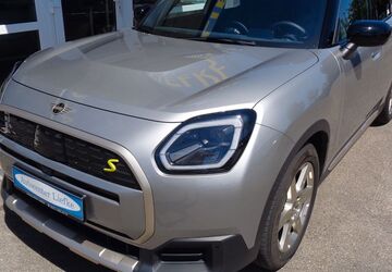 Mini Countryman SE (Cooper) 6.850 km 37.985 &euro; Augsburg 86179
