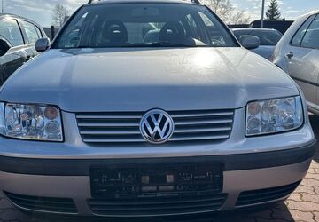 VW Bora 173.000 km 2.600 &euro; Lübeck 23560