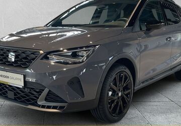 Seat Arona 2.500 km 28.990 &euro; Hof 95030