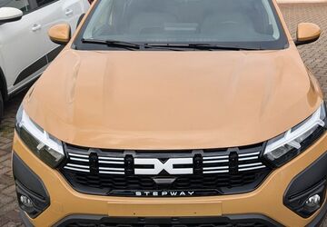 Dacia Sandero 1.500 km 17.450 &euro; Heinsdorfergrund 08468