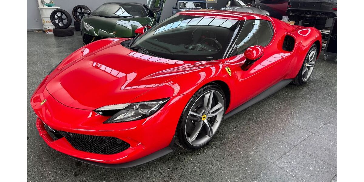 Ferrari 296 GTB 3.800 km 299.000 &euro; Roth 91154