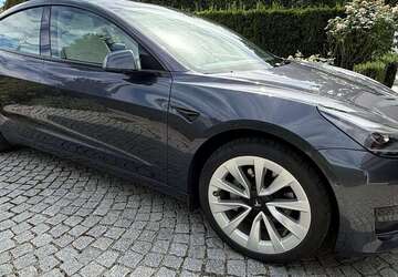 Tesla Model 3 47.507 km 27.500 &euro; Graben 86836