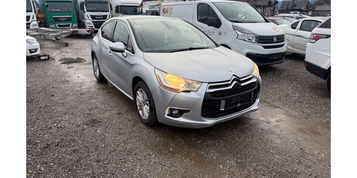 Citroen DS4 154.589 km 2.990 &euro; Rosenheim 83026