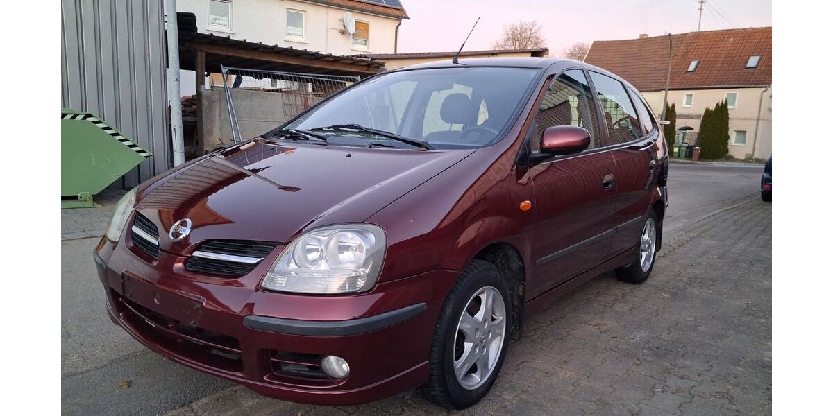 Nissan Almera Tino 168.500 km 1.890 &euro; Künzelsau 74653