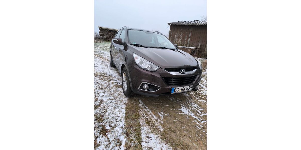 Hyundai ix35 120.500 km 8.700 &euro; Attenweiler 88448
