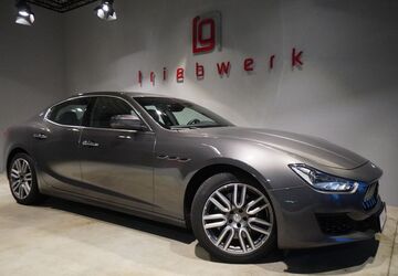 Maserati Ghibli 54.000 km 37.941 &euro; Duisburg 47228