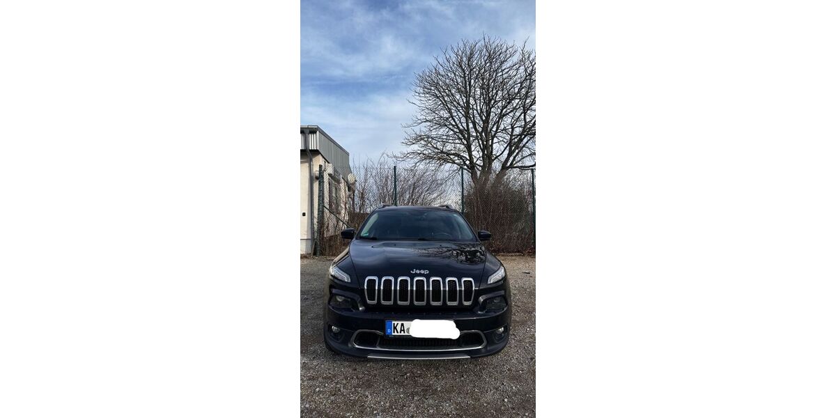 Jeep Cherokee 211.000 km 8.500 &euro; Karlsbad 76307