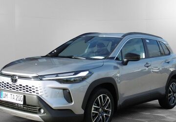 Toyota Corolla Cross 2.500 km 39.390 &euro; Templin 17268