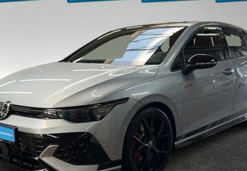 VW Golf 12.832 km 46.444 &euro; Hamburg 22761