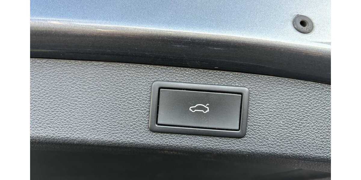 Skoda Kodiaq 1.5 TSI STYLE V+C/DSG/KAMERA/NAVI/DAB/AHK 131.783 km 23.800 &euro; Villingen-Schwenningen 78054