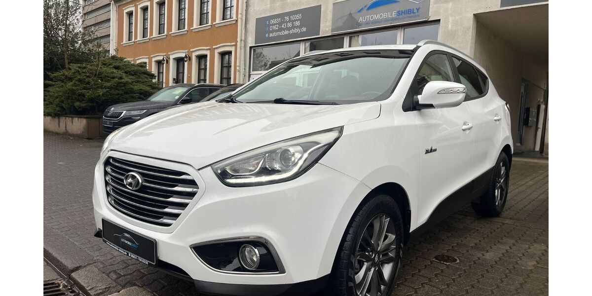 Hyundai ix35 190.000 km 8.200 &euro; Dillingen 66763