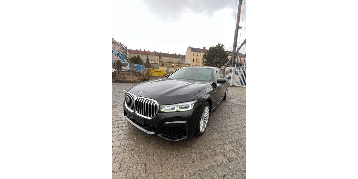 BMW 740 140.000 km 42.900 &euro; Berlin 10553