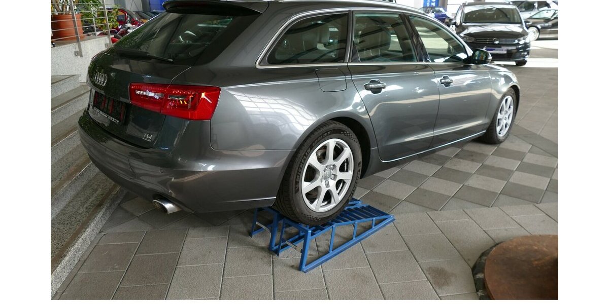 Audi A6 3.0 TDI quattro 271.000 km 8.500 &euro; Wülfershausen 97535