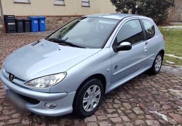 Peugeot 206 116.000 km 2.800 &euro; Roßwein 04741