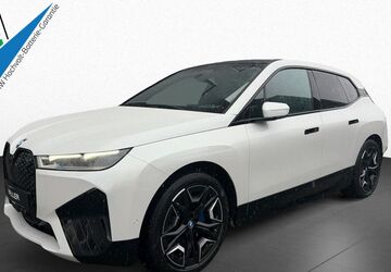 BMW iX 39.586 km 45.850 &euro; Gütersloh 33334