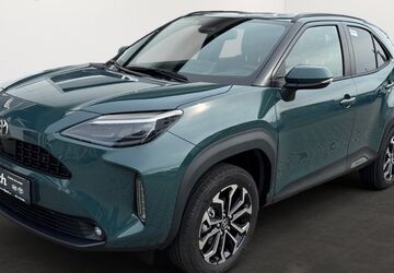 Toyota Yaris Cross 2.500 km 27.940 &euro; Überlingen 88662