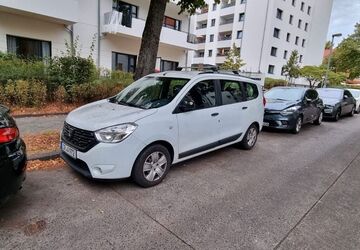 Dacia Lodgy 91.446 km 10.150 &euro; Berlin 12307