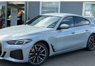 BMW i4 5.609 km 51.480 &euro; Ahaus 48683