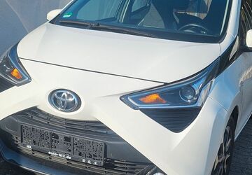 Toyota Auris 100.319 km 7.000 &euro; Bünde 32257