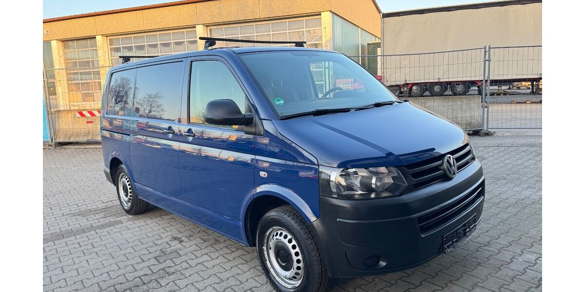 VW T5 Transporter 221.001 km 7.999 &euro; Edling 83533