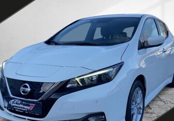 Nissan Leaf 66.982 km 12.690 &euro; Rostock/Elmenhorst 18107