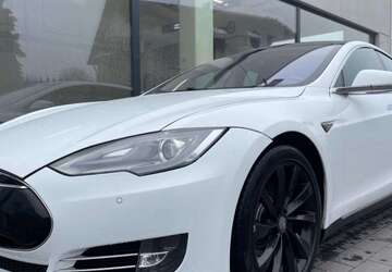 Tesla Model S 233.000 km 12.990 &euro; Neu-Ulm 89233