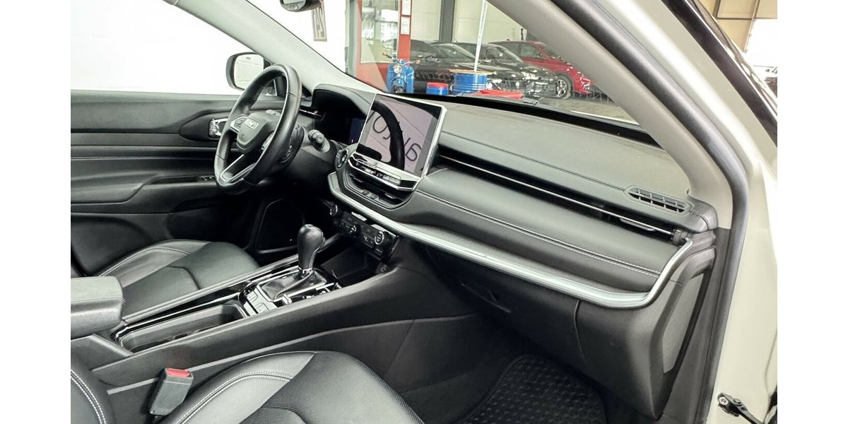 Jeep Compass S Plug-IN Hybrid 4WD 1.Hand Anhängerkplg 43.400 km 25.470 &euro; Lich 35423