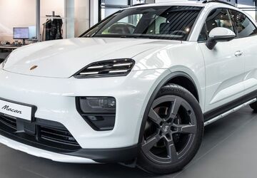 Porsche Macan 8.900 km 81.800 &euro; Leipzig 04356