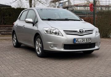 Toyota Auris 180.000 km 6.800 &euro; Hanstedt 21271