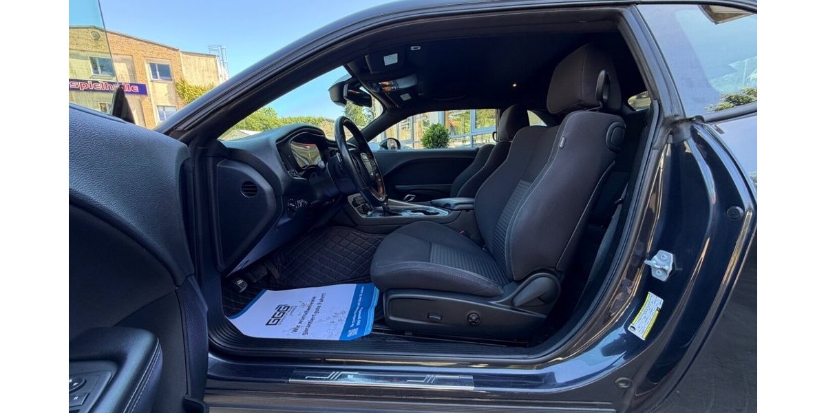 Dodge Challenger 5,7 Hemi R/T 103.200 km 24.990 &euro; Rudolstadt 07407