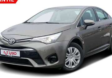 Toyota Avensis 74.386 km 13.990 &euro; Stralsund 18437