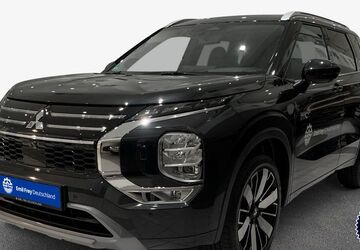 Mitsubishi Plug-in Hybrid Outlander 10.265 km 53.290 &euro; Stuttgart 70190