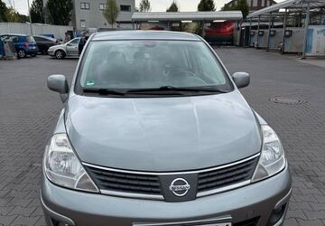 Nissan Tiida 187.050 km 2.700 &euro; Essen 45138