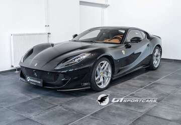 Ferrari 812 6.843 km 349.900 &euro; Tutzing 82327