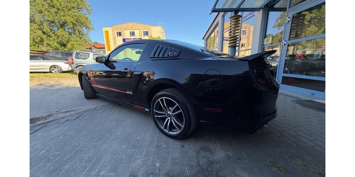 Ford Mustang 3,7 mit Leder 