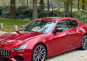 Maserati Ghibli 117.003 km 28.899 &euro; Nordhorn 48529