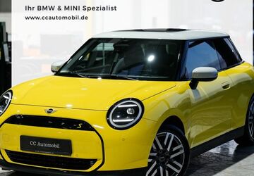 Mini Cooper SE 2.792 km 30.999 &euro; Fürth 90763
