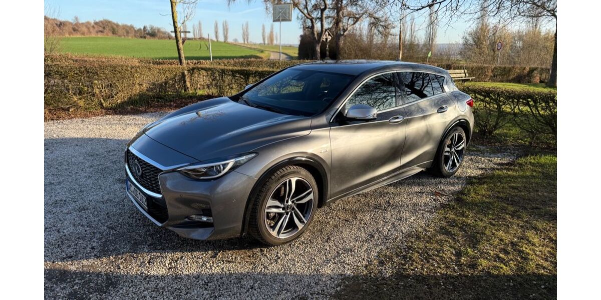 INFINITI Q30 128.000 km 15.990 &euro; Vaals 