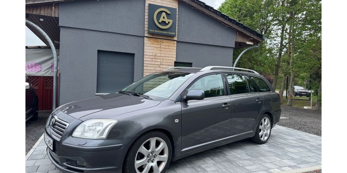 Toyota Avensis 248.000 km 4.370 &euro; Rostock 18055